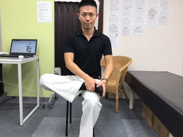 【動画あり】座りながらできる!かんたん腰痛改善ストレッチとは?