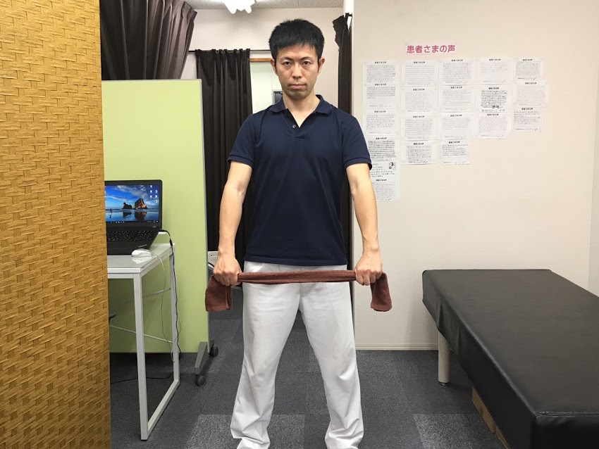 【動画あり】超簡単!とっても効果的な大西オススメの肩こり体操とは?